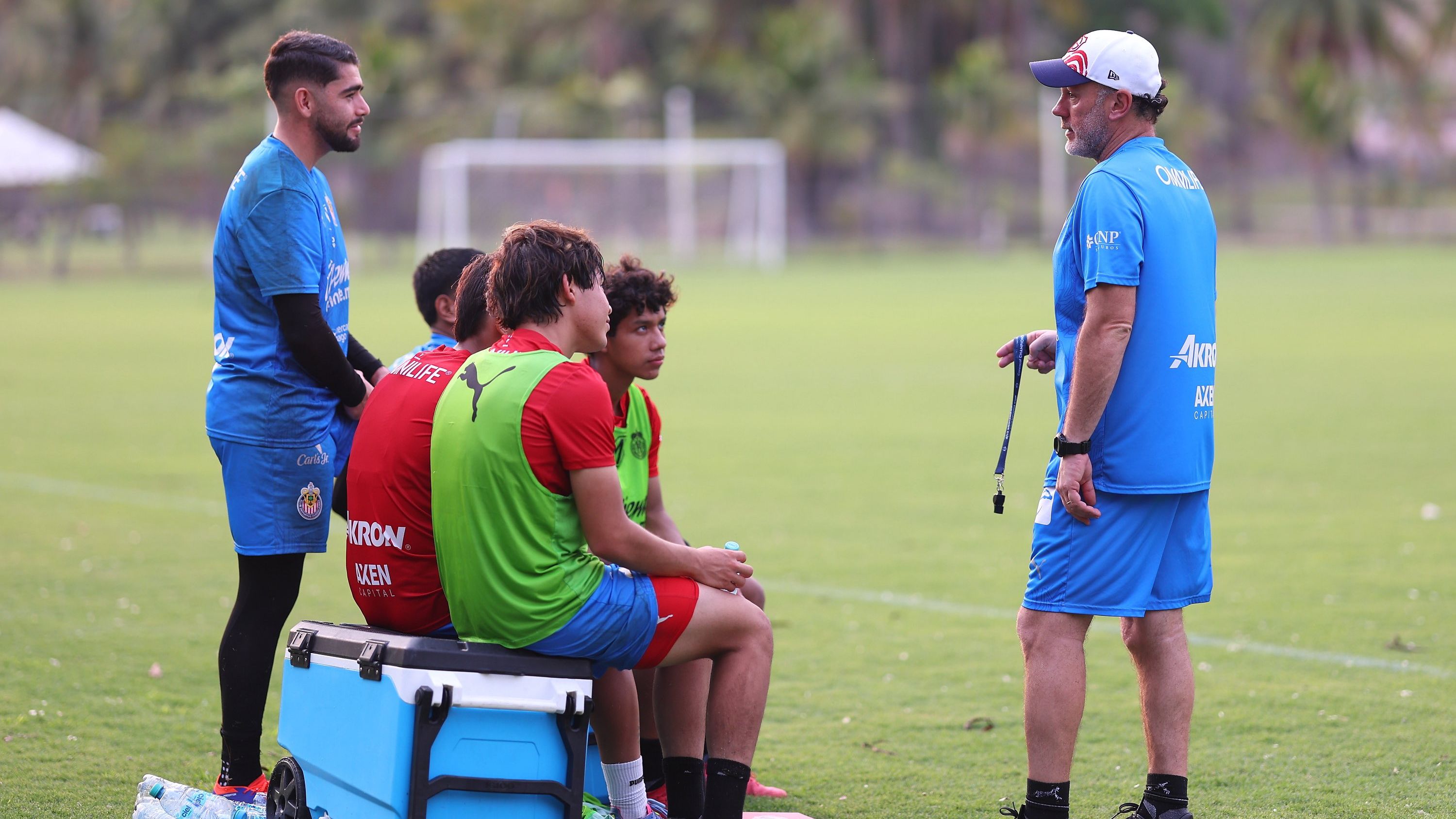 'No sulking faces with me' - New Chivas manager Gabriel Milito outlines expectations and culture for Rojiblancos | Goal.com UK
