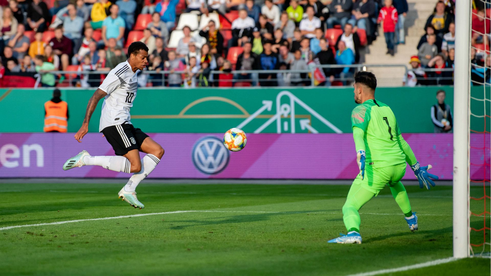 Lukas Nmecha Germany U21 Greece 2019