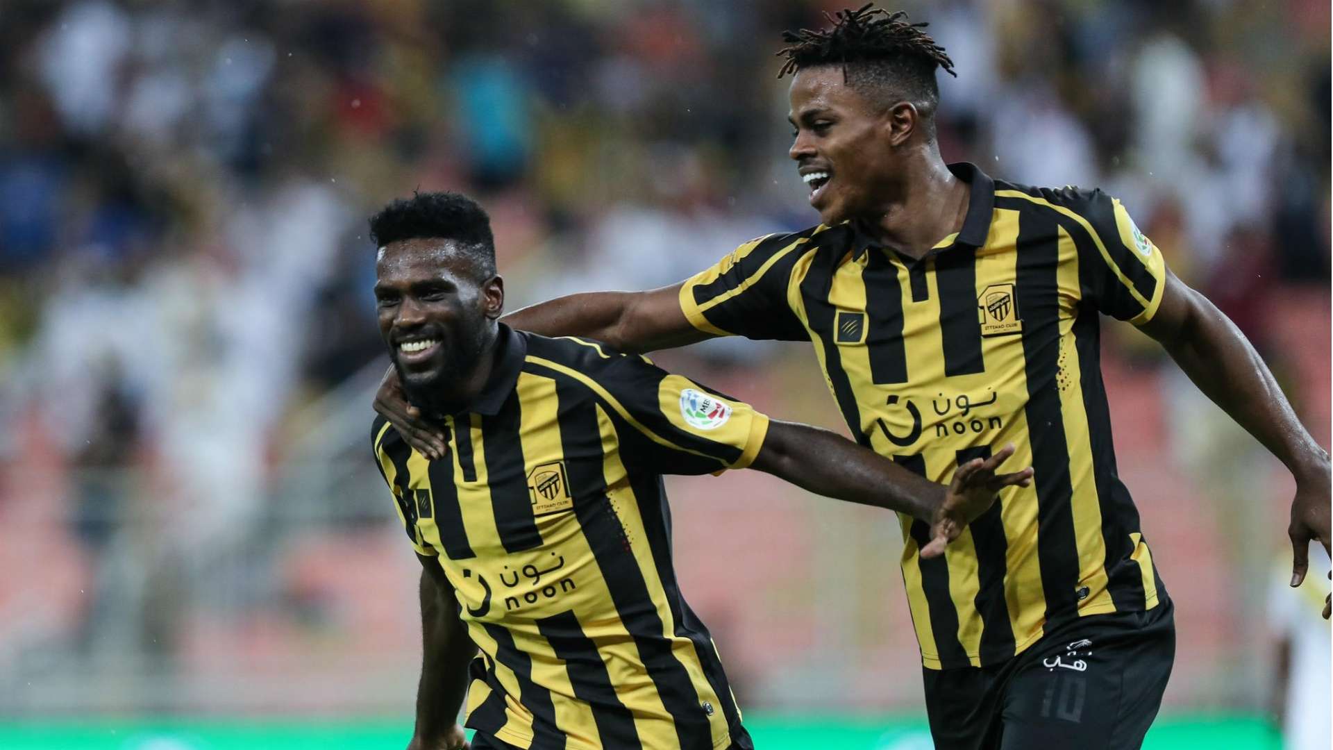 هارون كمارا وعبد العزيز البيشي يحتفلان مع الاتحاد ضد التعاون في الدوري السعودي