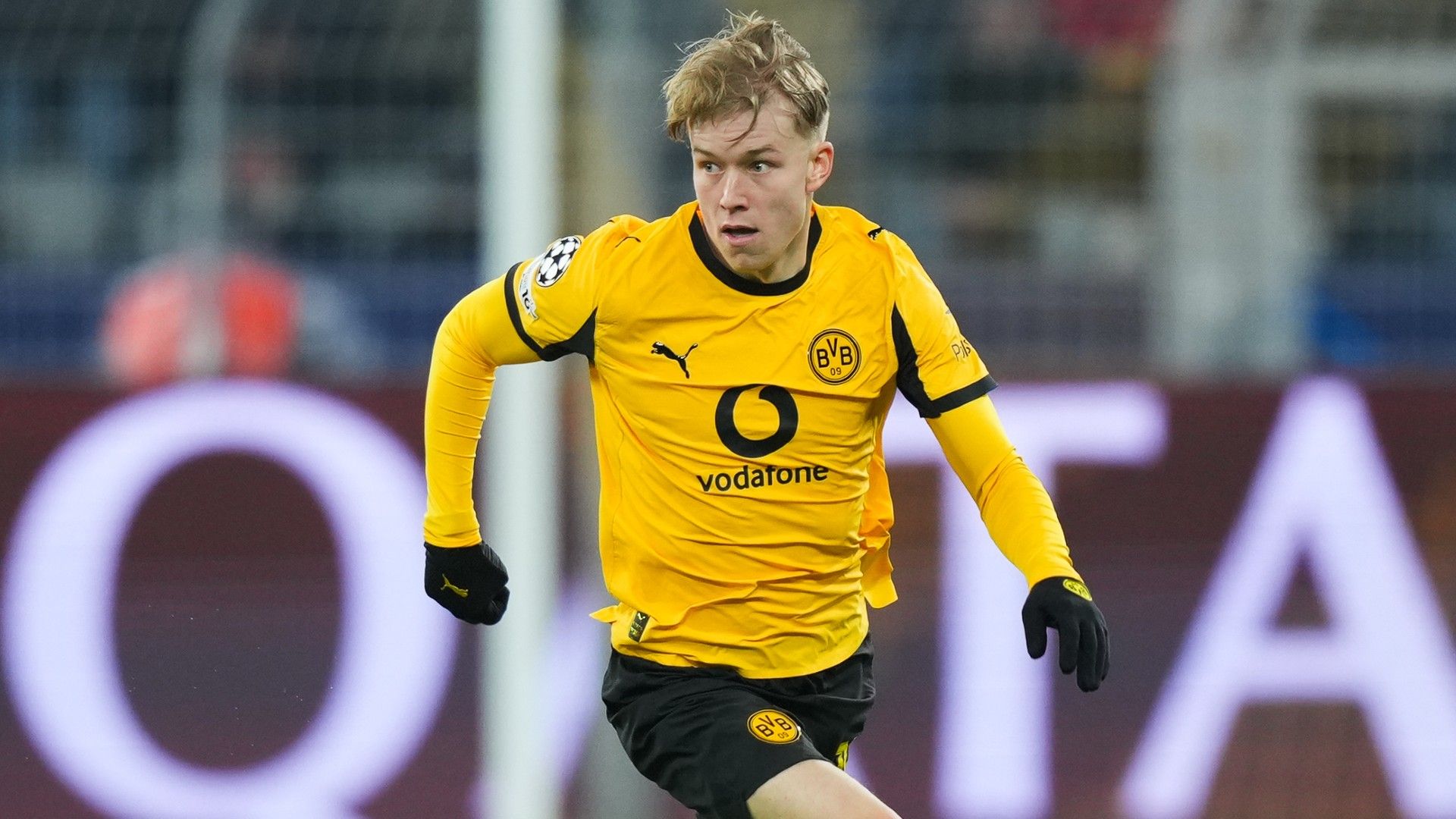 Daniel Svensson of Borussia Dortmund