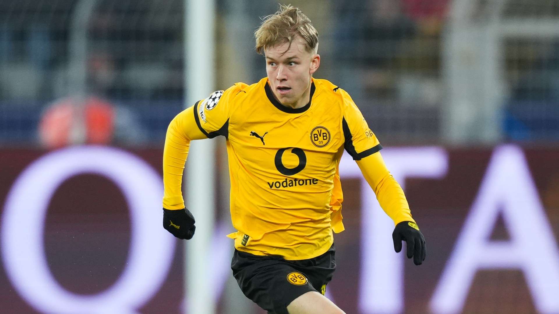 Daniel Svensson of Borussia Dortmund