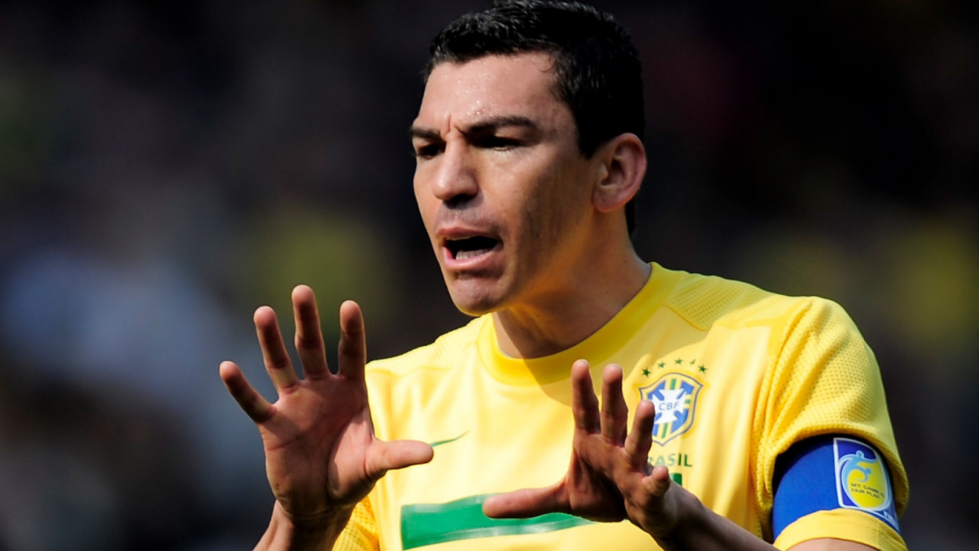 Brazil legend Lucio shares first photo after suffering 18 per c burns on his body following horrifying accident | Goal.com UK