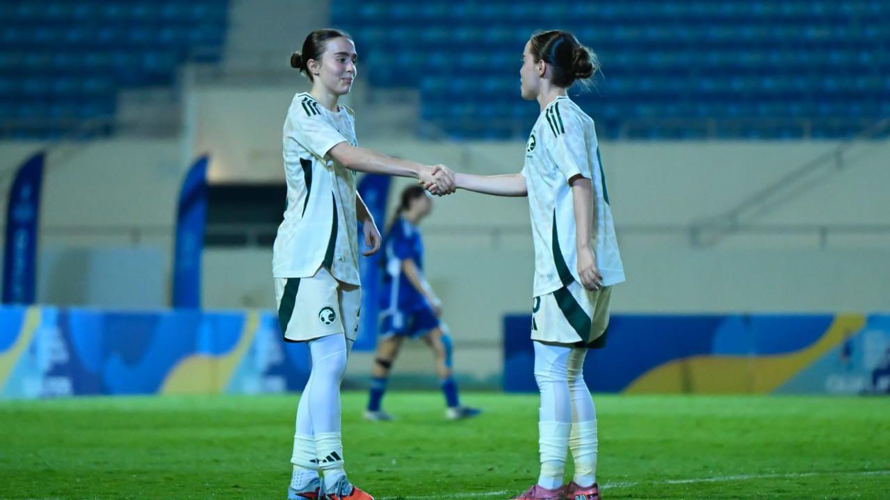 Maram and Saba Al Yahya