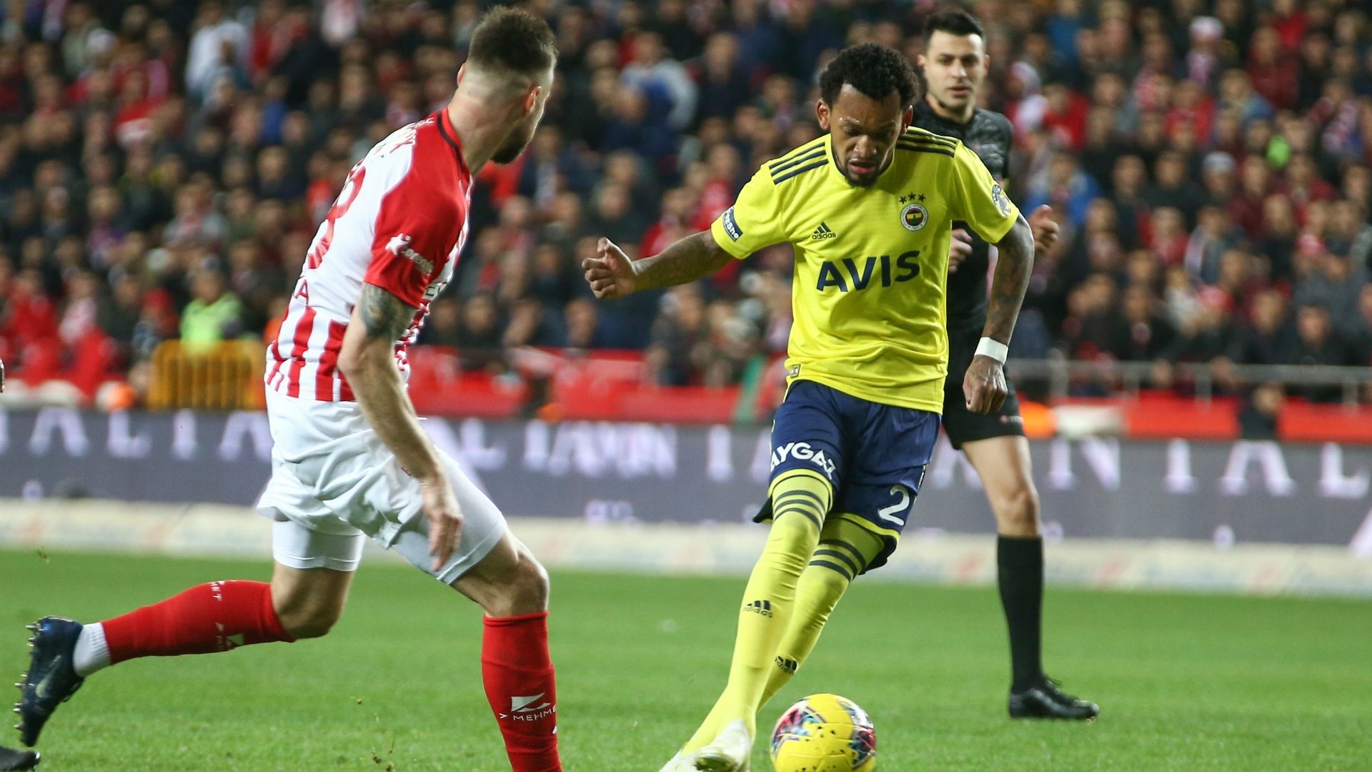 Jailson Celustka Antalyaspor Fenerbahce 02292020