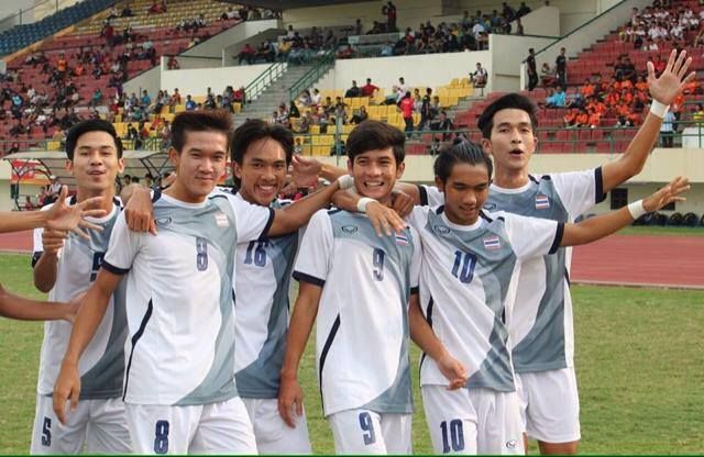 นพพล พลคำ