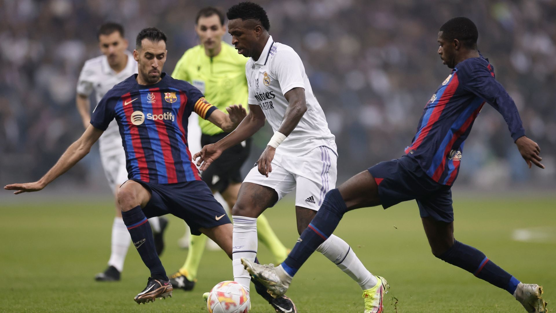 Vinicius-Barca-Super-Cup-22-23