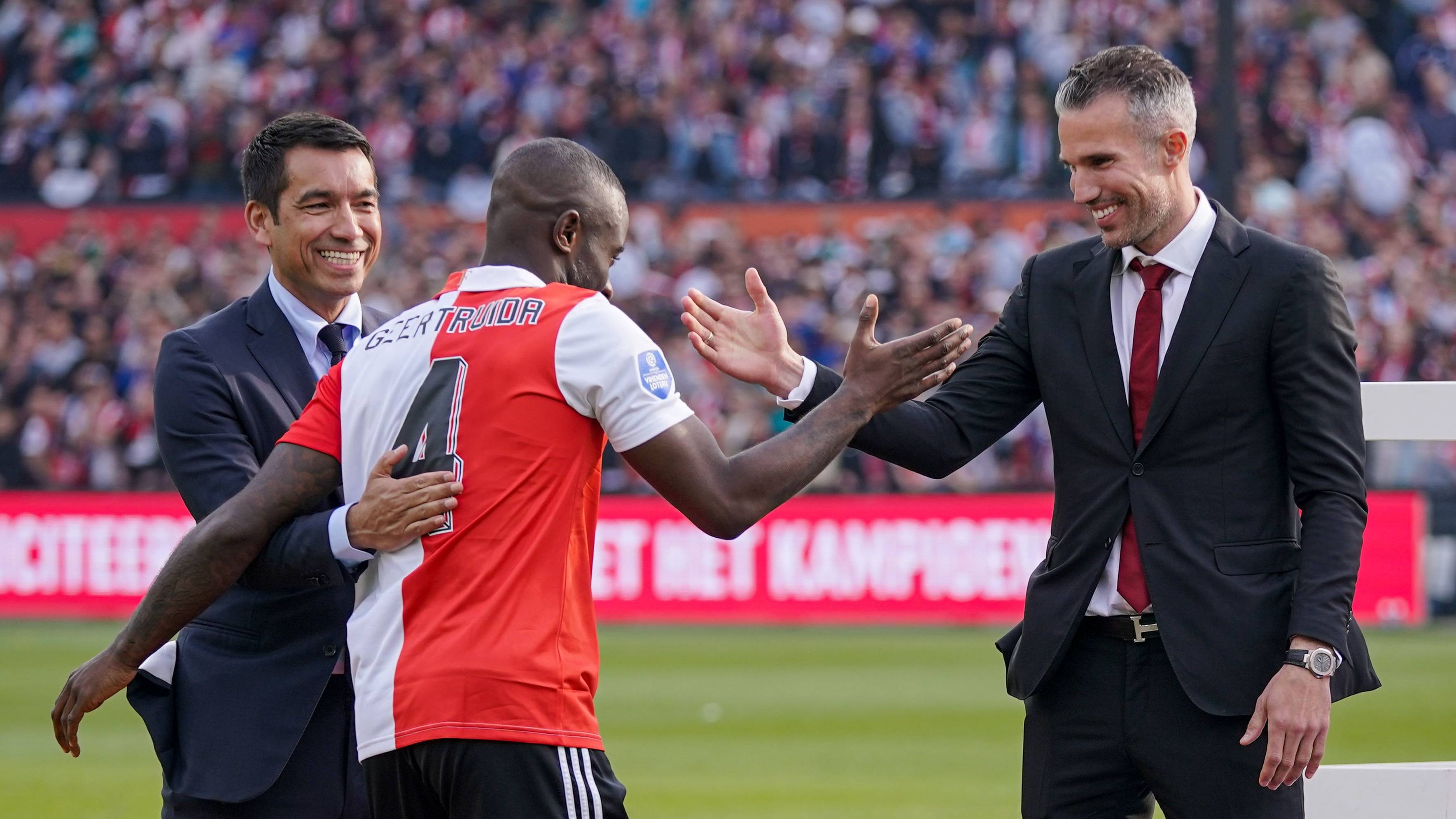 Lutsharel Geertruida Robin van Persie