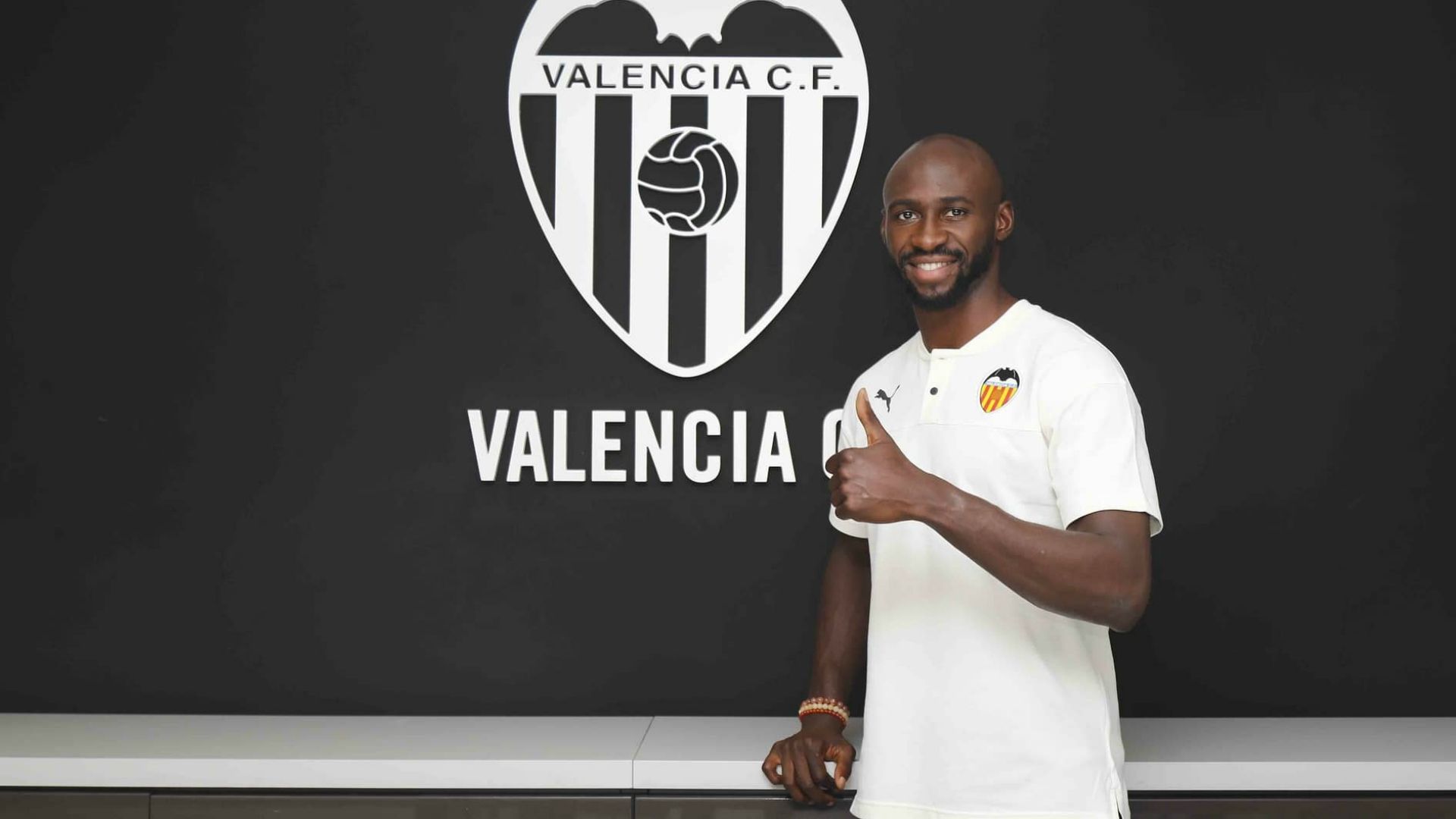 Eliaquim Mangala Valencia 2019