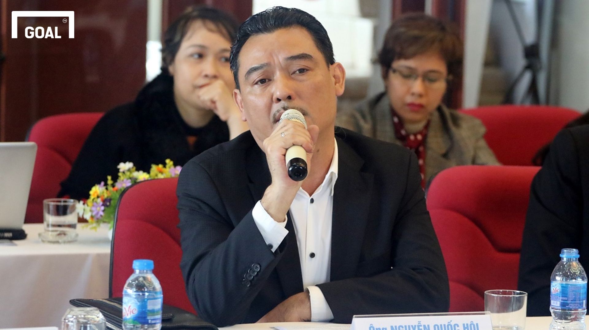 Nguyen Quoc Hoi Hanoi FC chairman