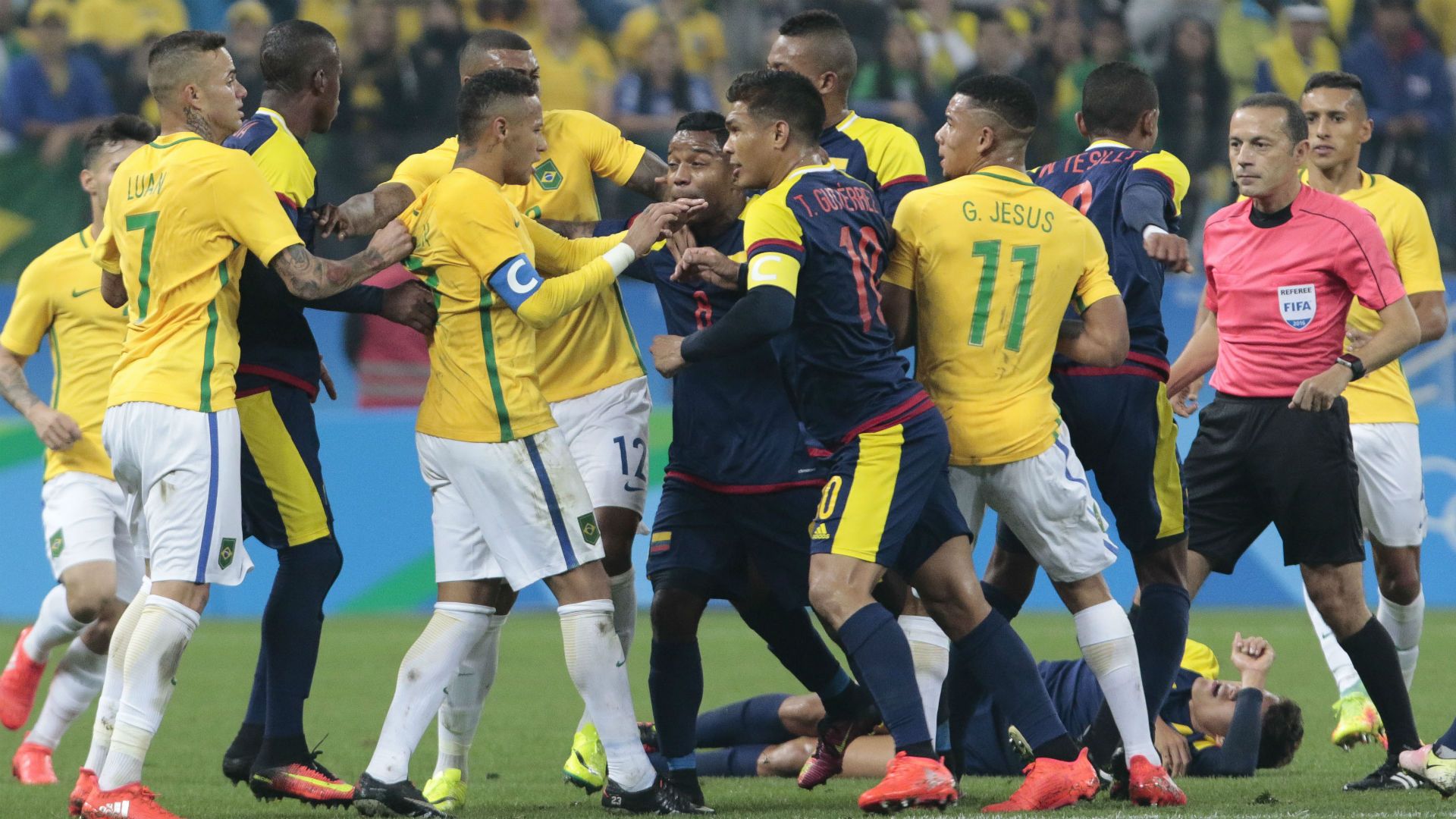 Pelea Brasil vs Colombia Río 2016