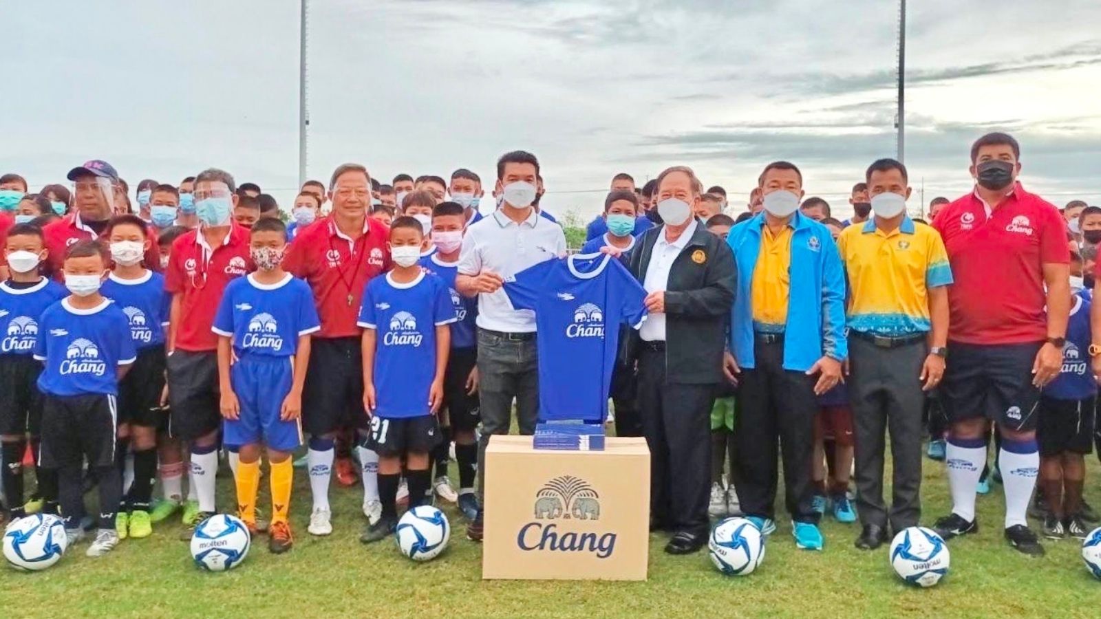 ช้าง โมบาย ฟุตบอล คลินิก ปีที่ 11