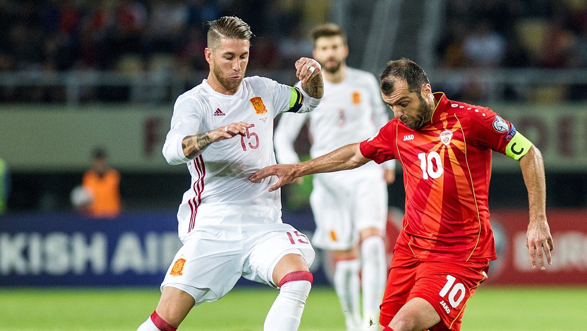 Sergio Ramos Goran Pandev Spain Macedonia 11062017