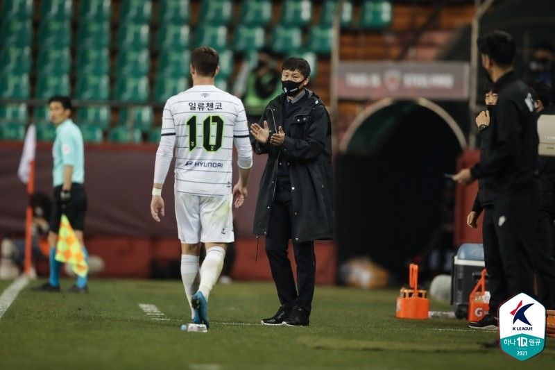 전북 일류첸코 김상식 감독