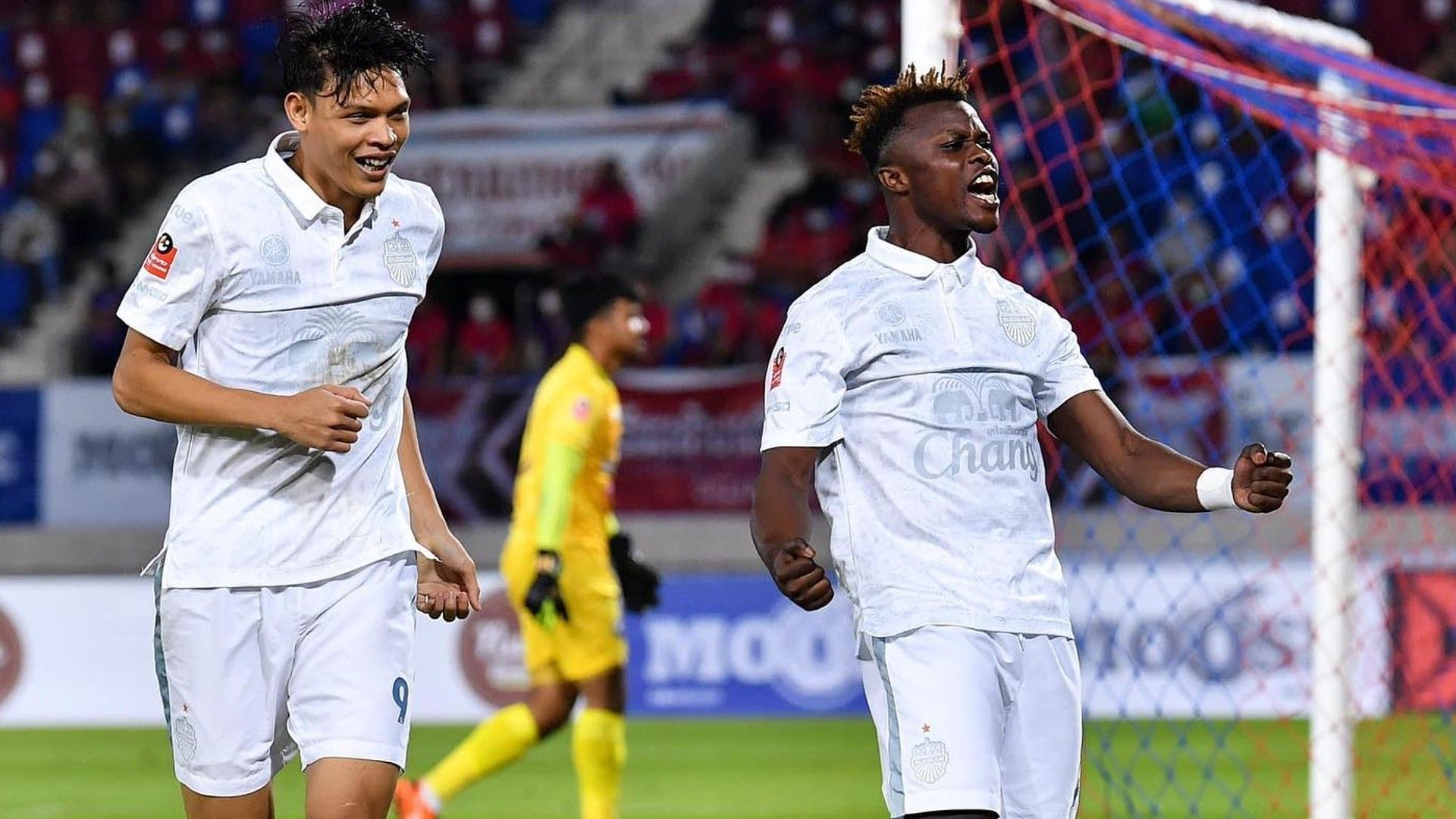 Ayub Timbe scores first goal for Buriram FC.