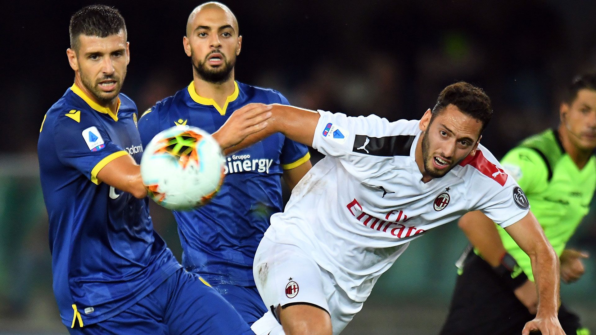 Hakan Calhanoglu Milan Verona 09152019