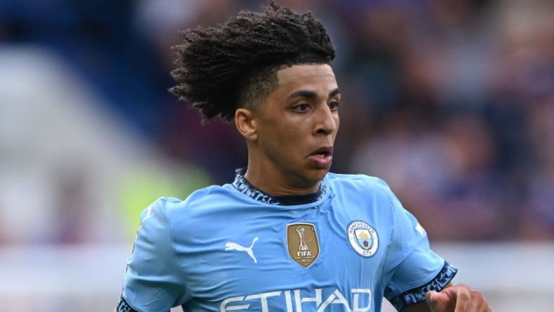 Rico Lewis Man City 2024-25