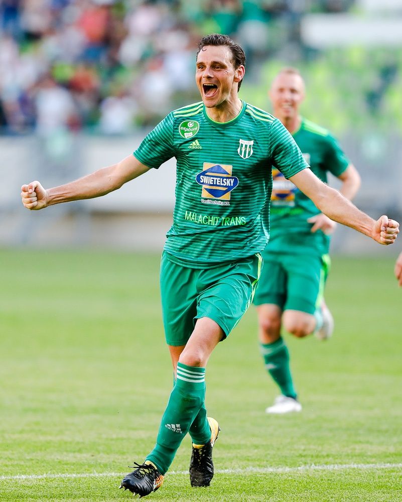Stef Wils Haladás