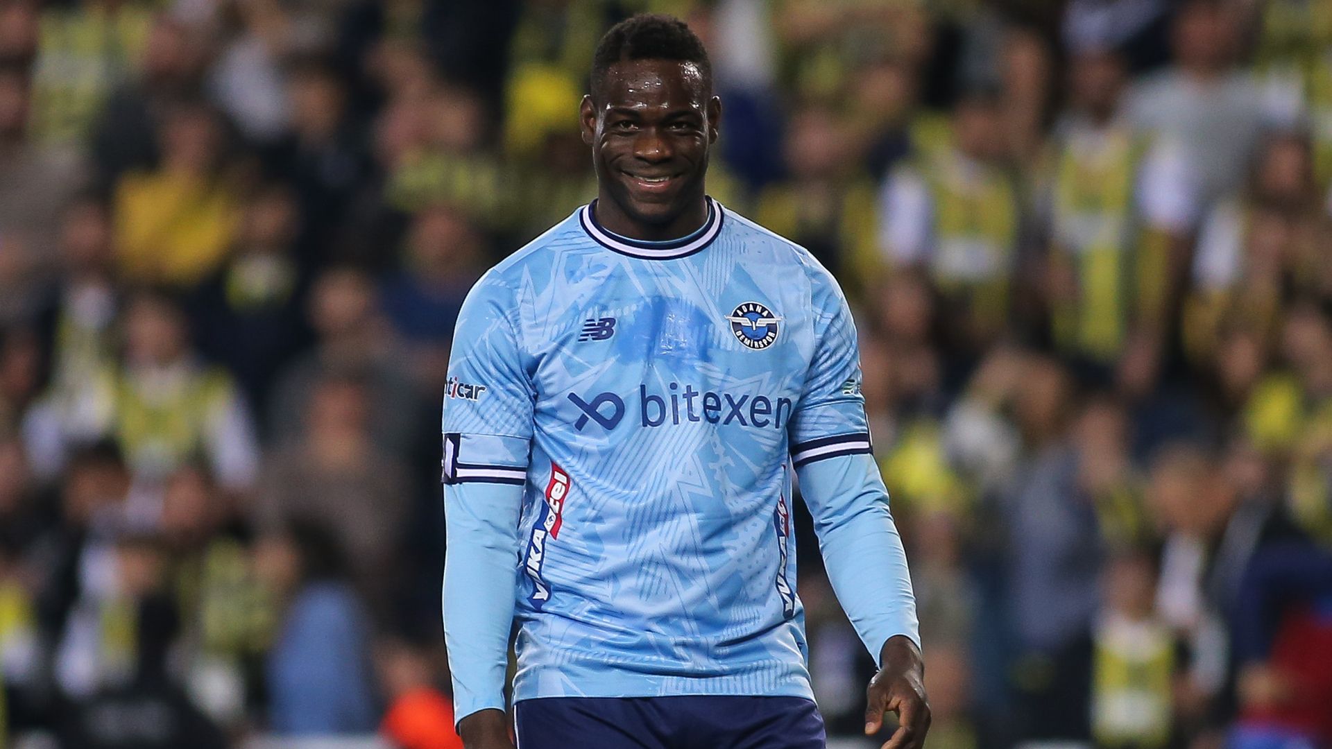 BALOTELLI バロテッリ マンチェスターシティ ユニフォーム アンブロ