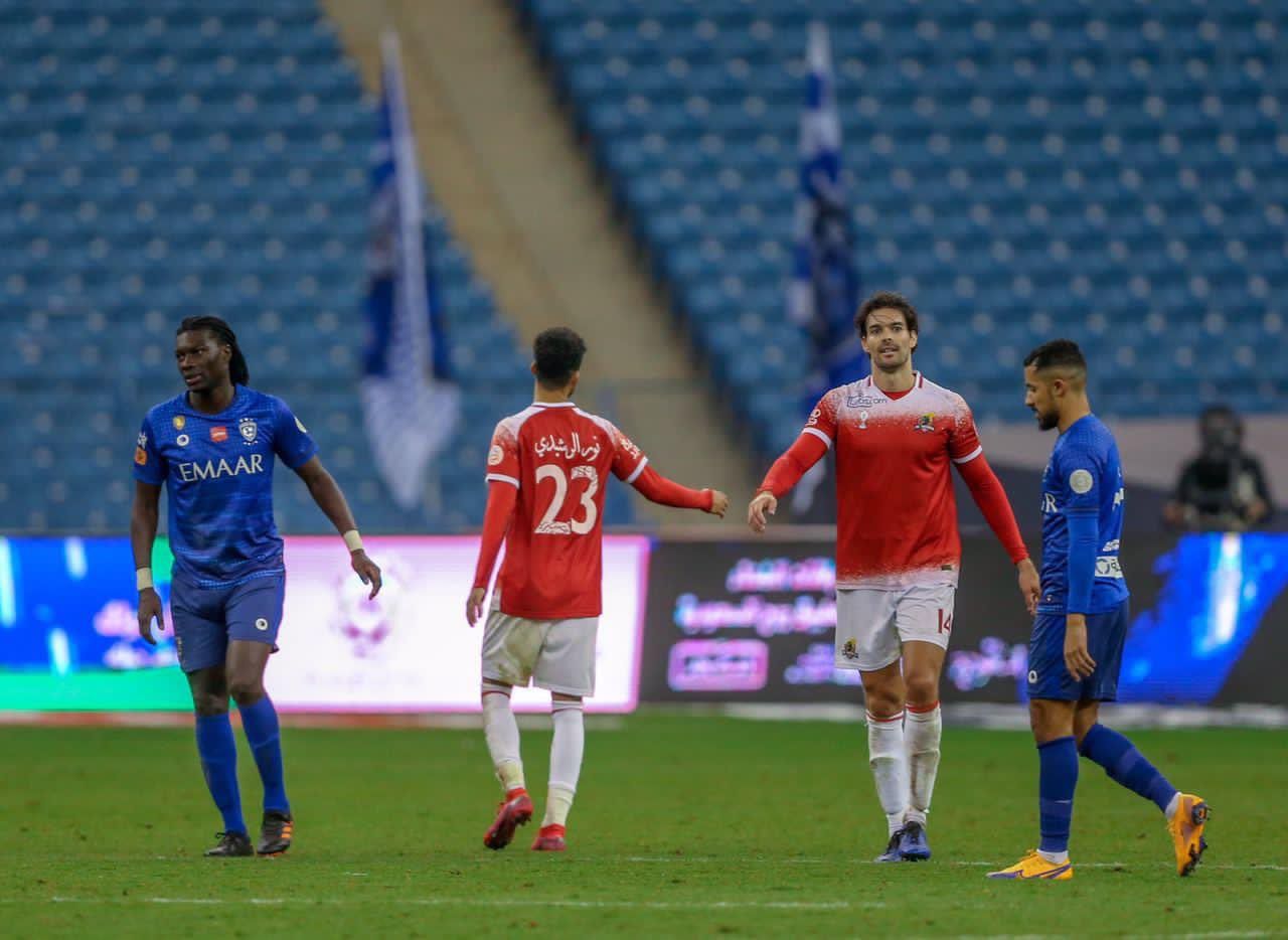 الوحدة - الوحدة والهلال