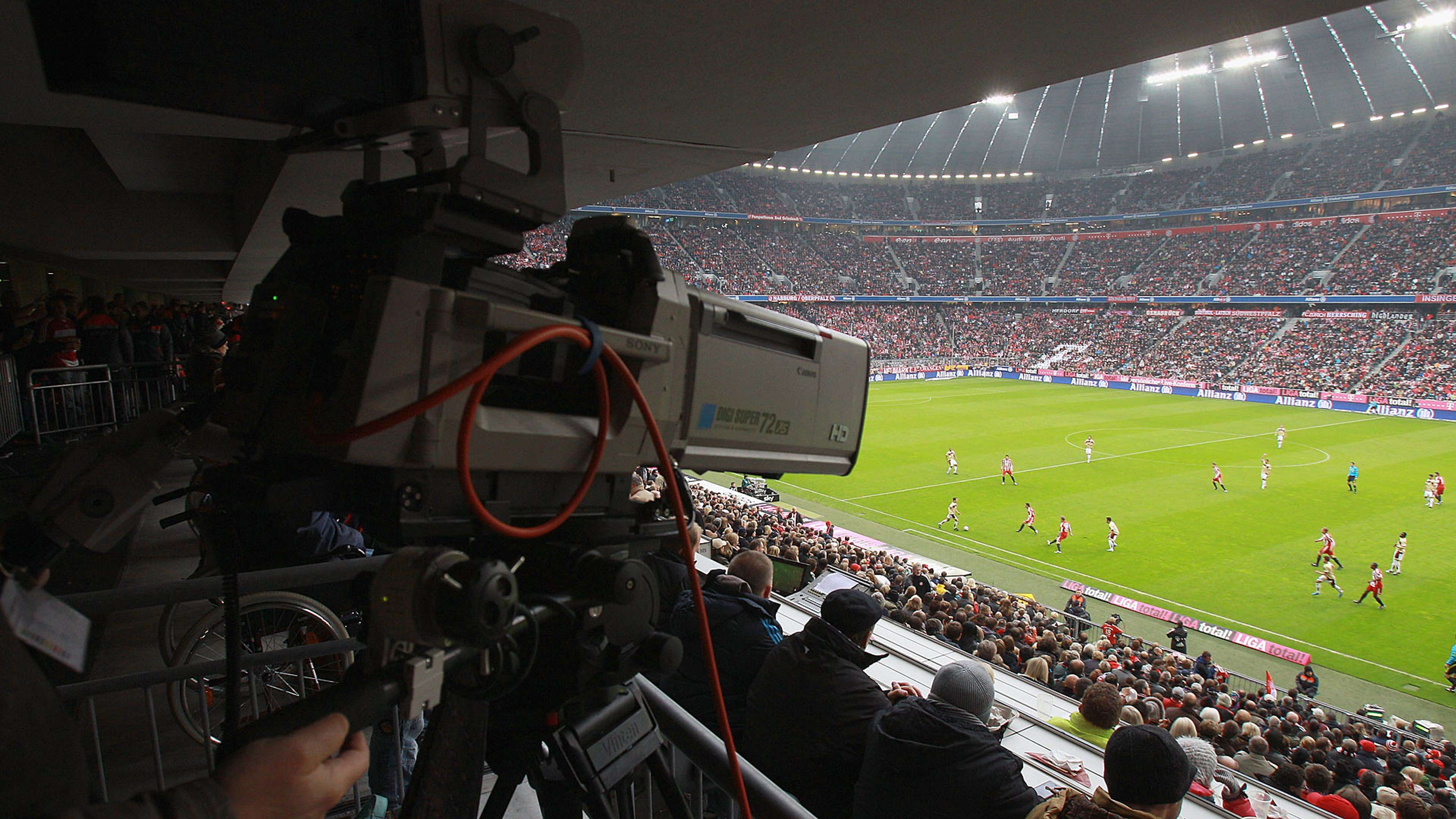 TV Kamera Camera Allianz Arena