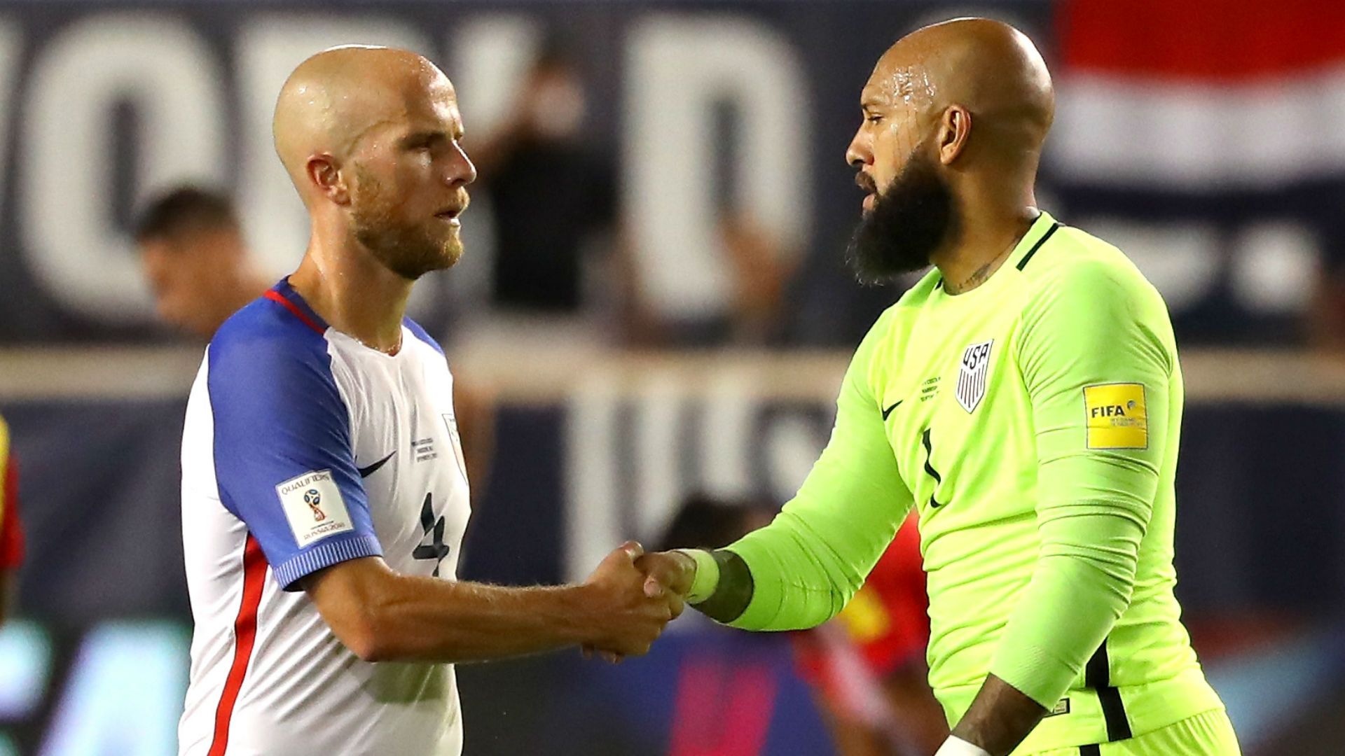 Michael Bradley Tim Howard USA