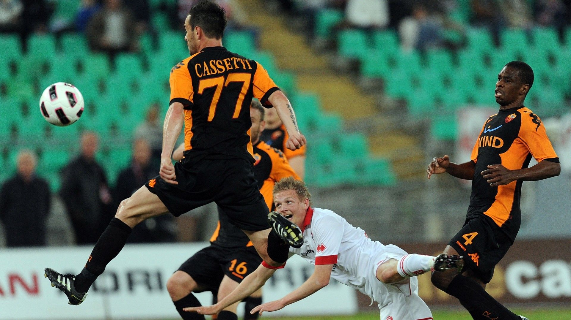 Erik Huseklepp Bari Roma 2011