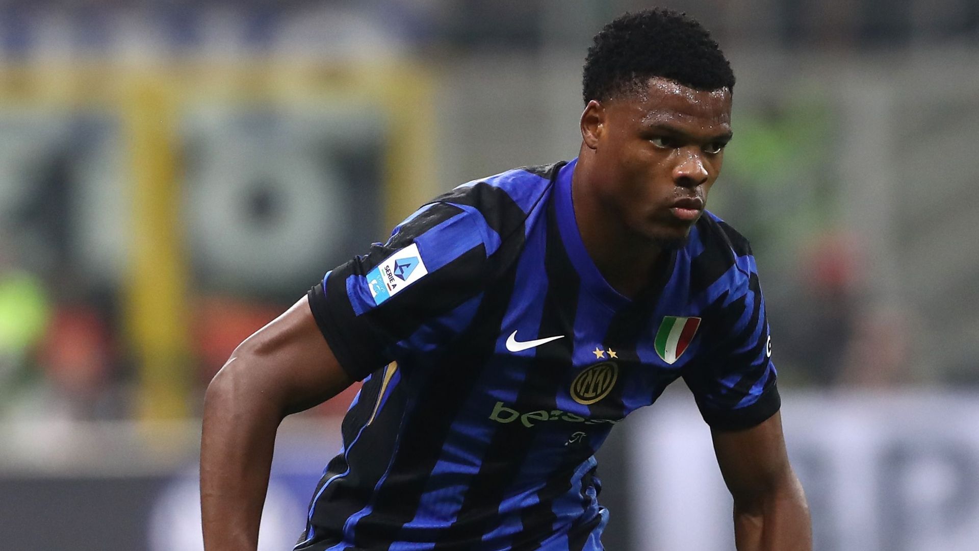 Man City's new right-back? Premier League side in talks over Inter star before €25m release clause expires next week as Barcelona eye summer swoop | Goal.com UK