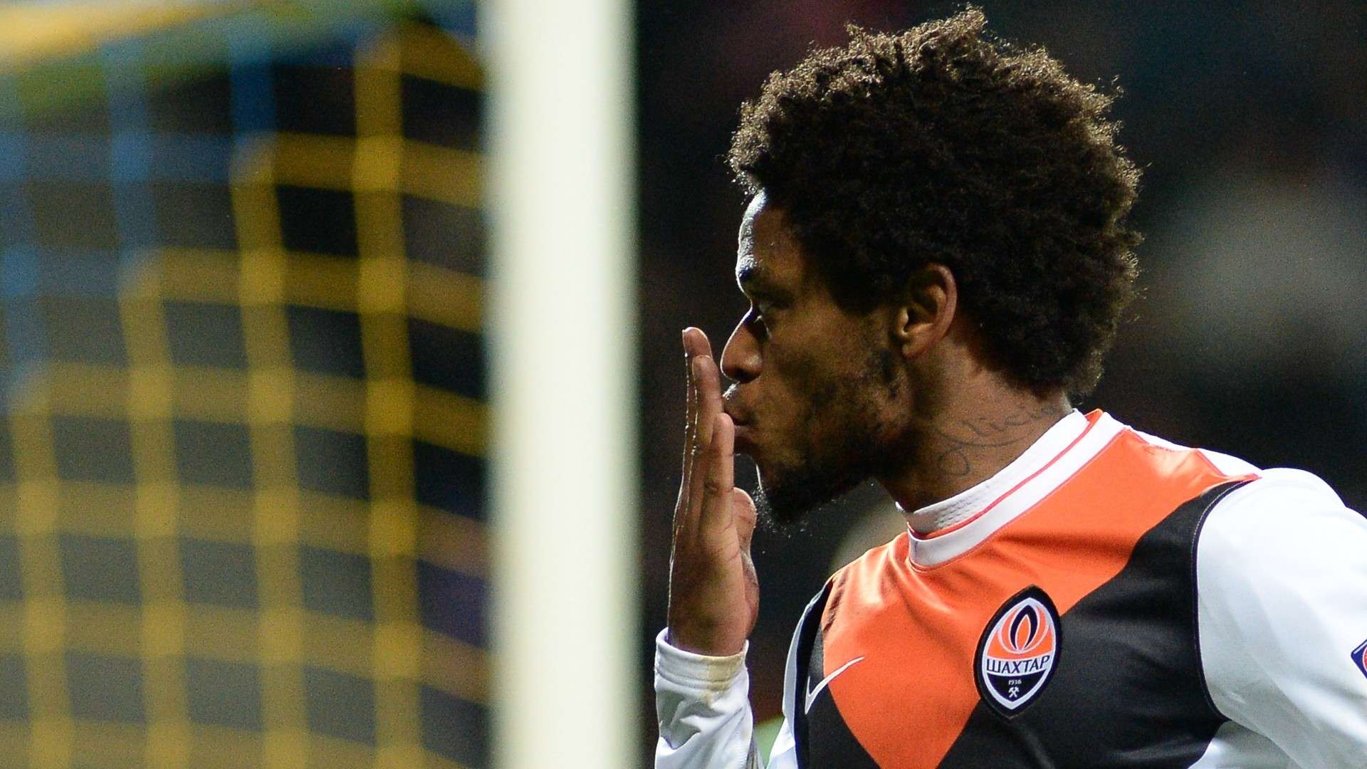 Luiz Adriano Shakhtar BATE 2014