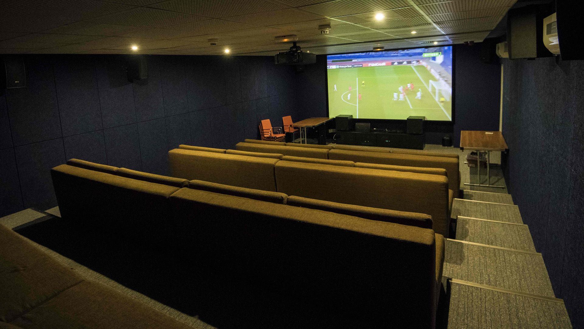 5e6928ba9ef5d1213d3dcde8cd69ead1d91a518b