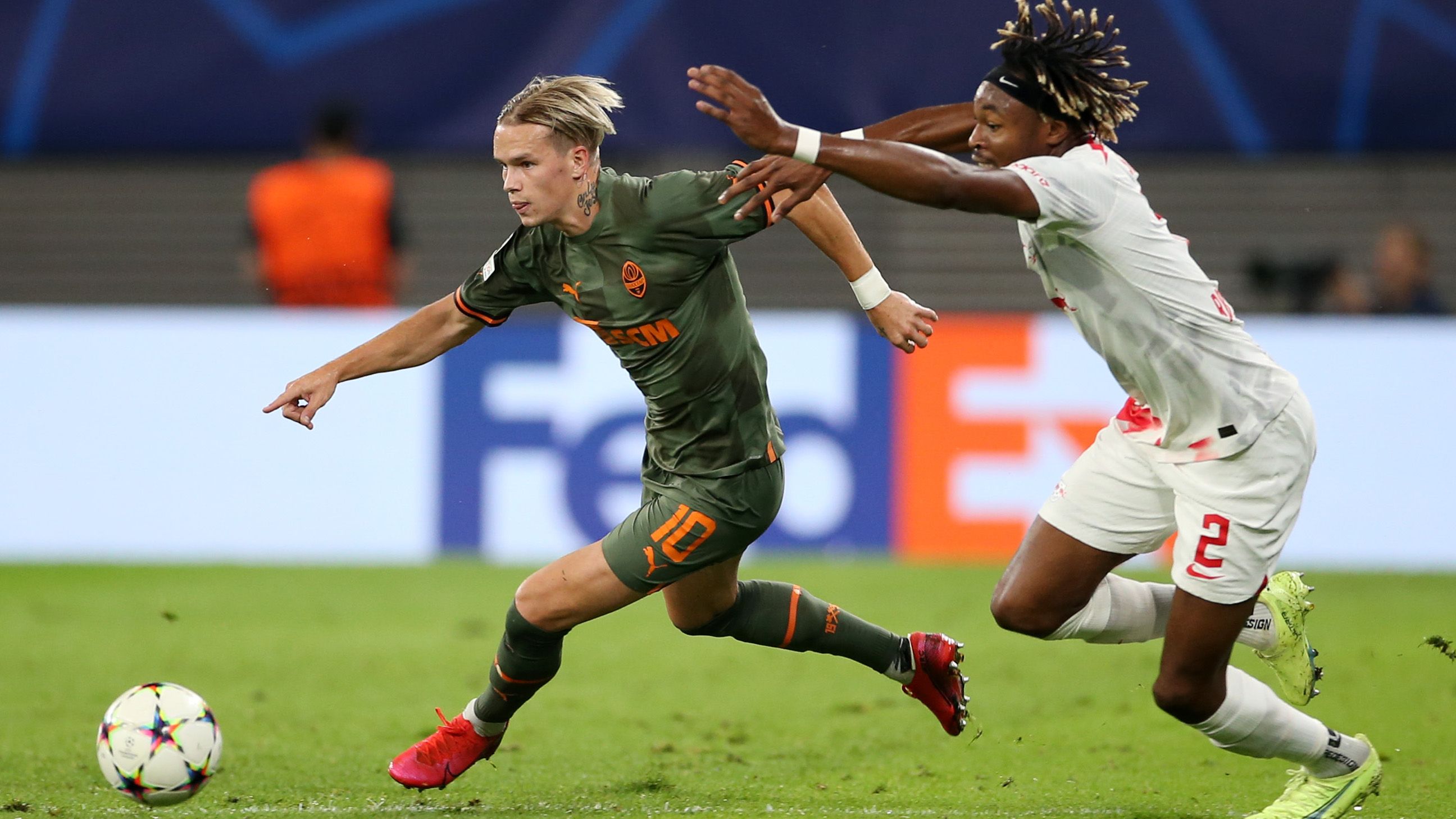 Mykhaylo Mudryk Shakhtar RB Leipzig 2022-23