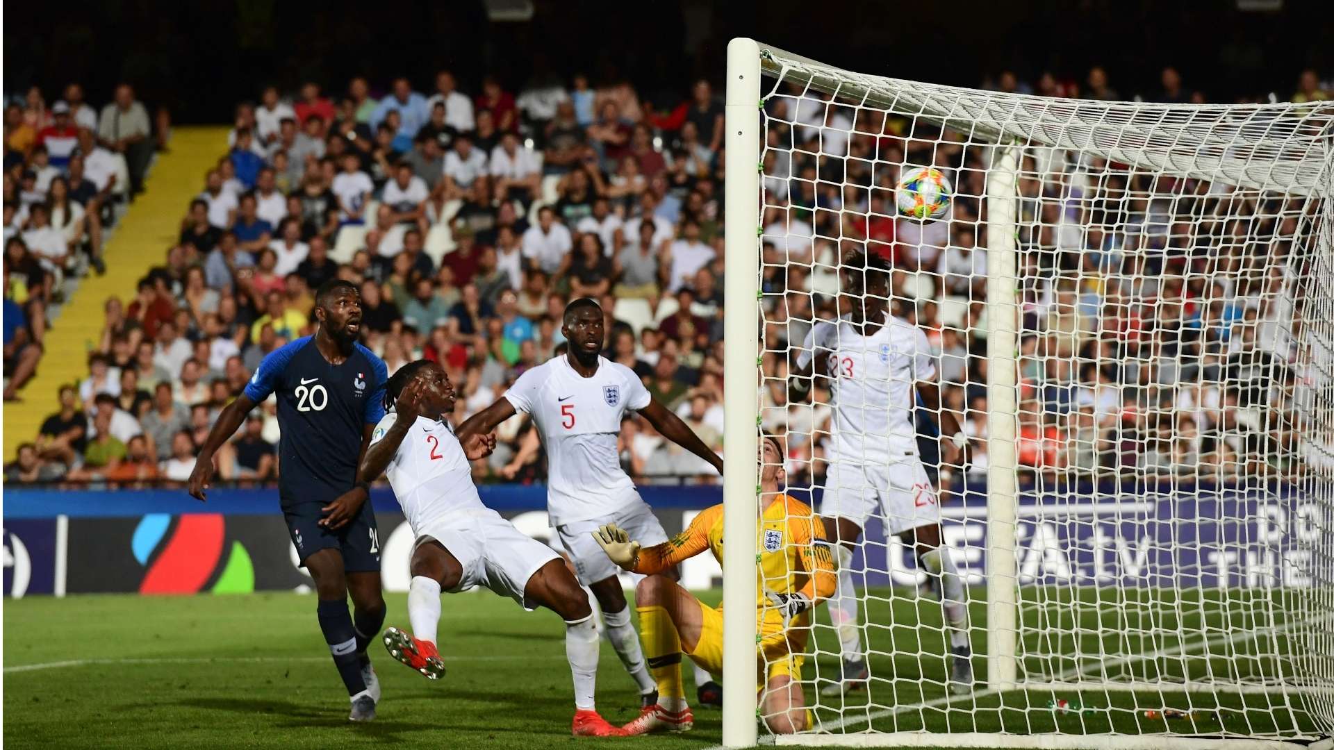 Wan-Bissaka, England U21