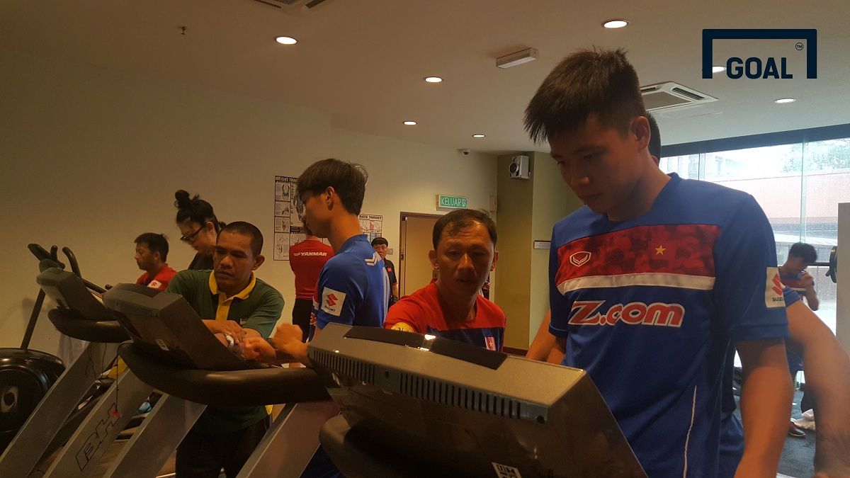 U22 Việt Nam tập thể lực sáng 11/8 tại Malaysia