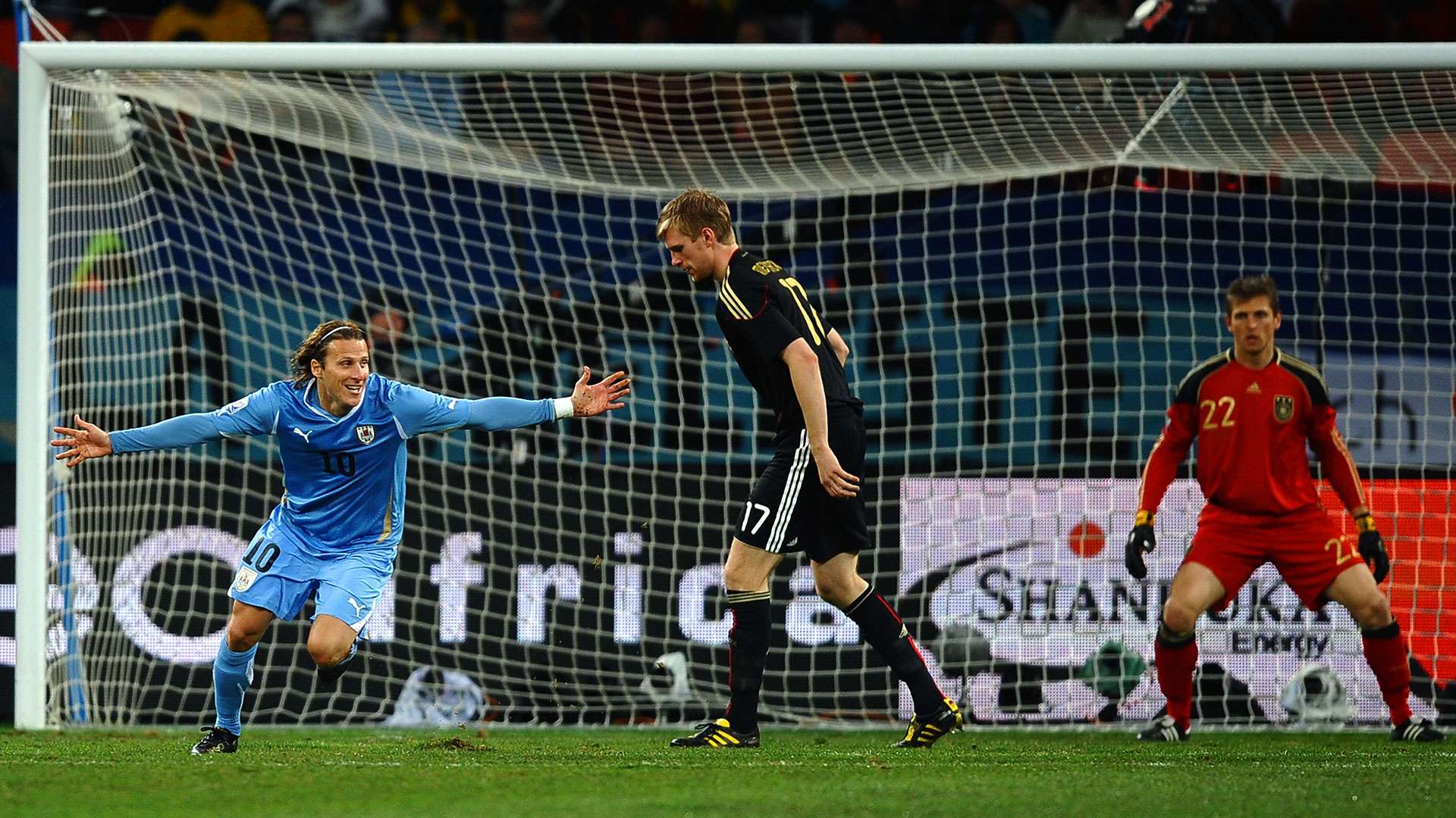 Diego Forlan Uruguay Germany 2010 World Cup
