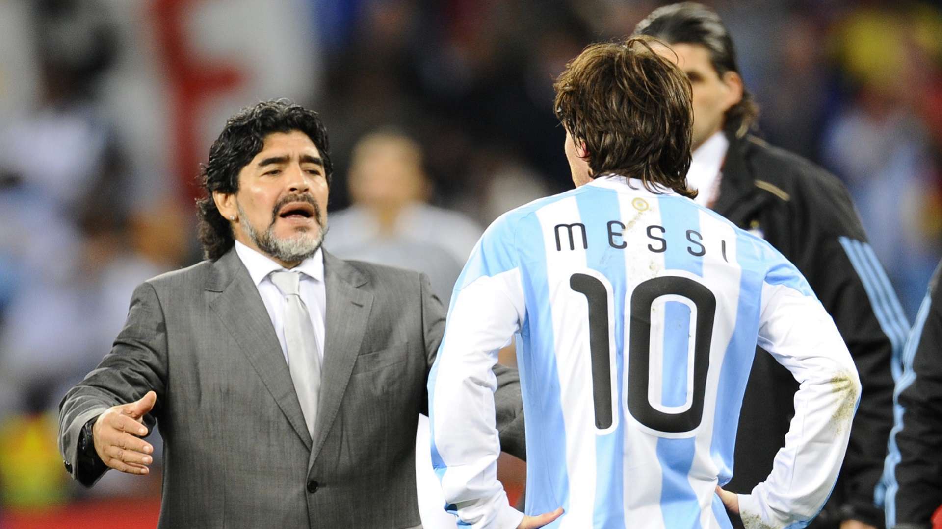 2017-07-02 2010 Maradona Messi