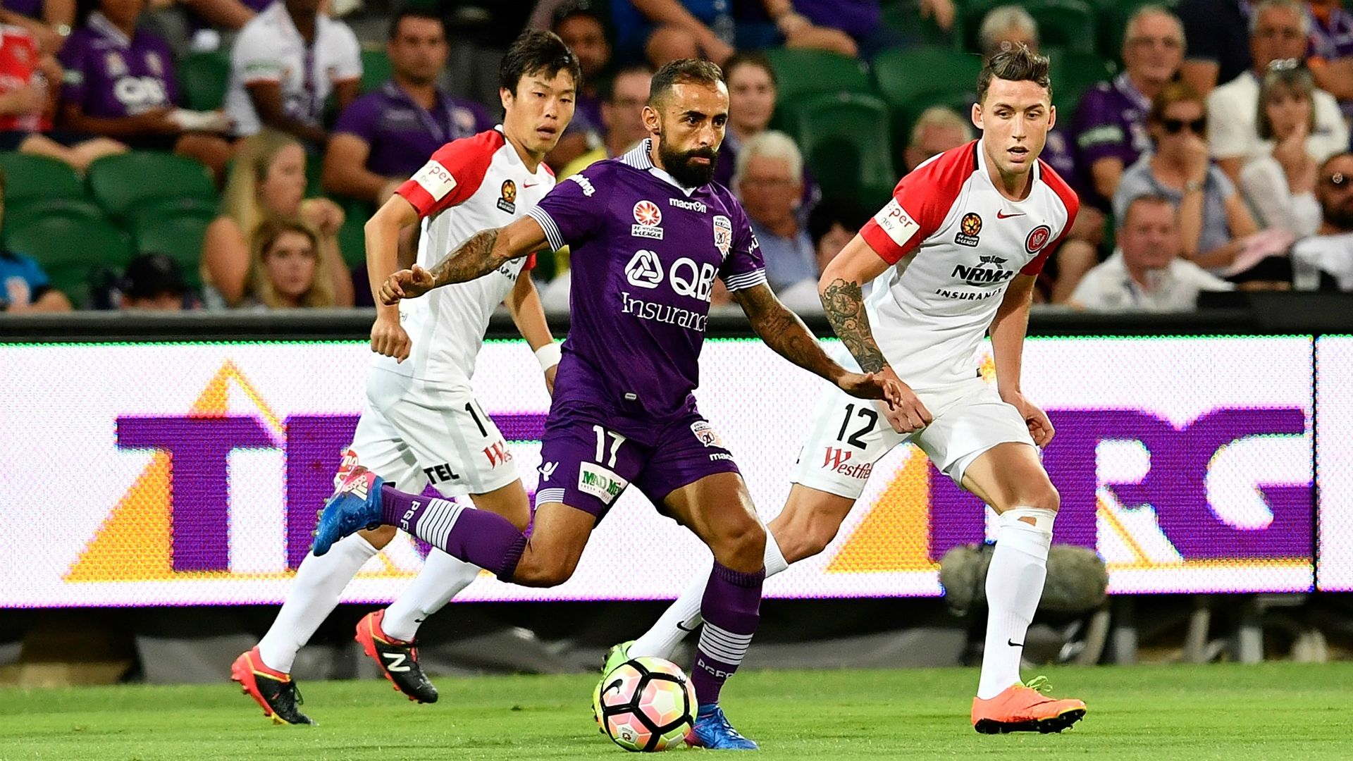 Diego Castro Perth Glory v Western Sydney Wanderers A-League 25022017