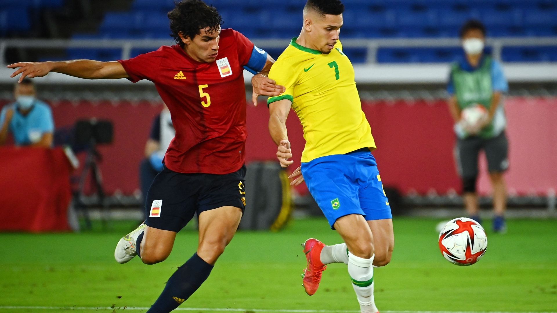 【レア】東京オリンピック　パラリンピック　スペイン代表　ポロシャツ　サッカー 東京オリンピックサッカー】日本代表「3位決定戦敗戦」大号泣