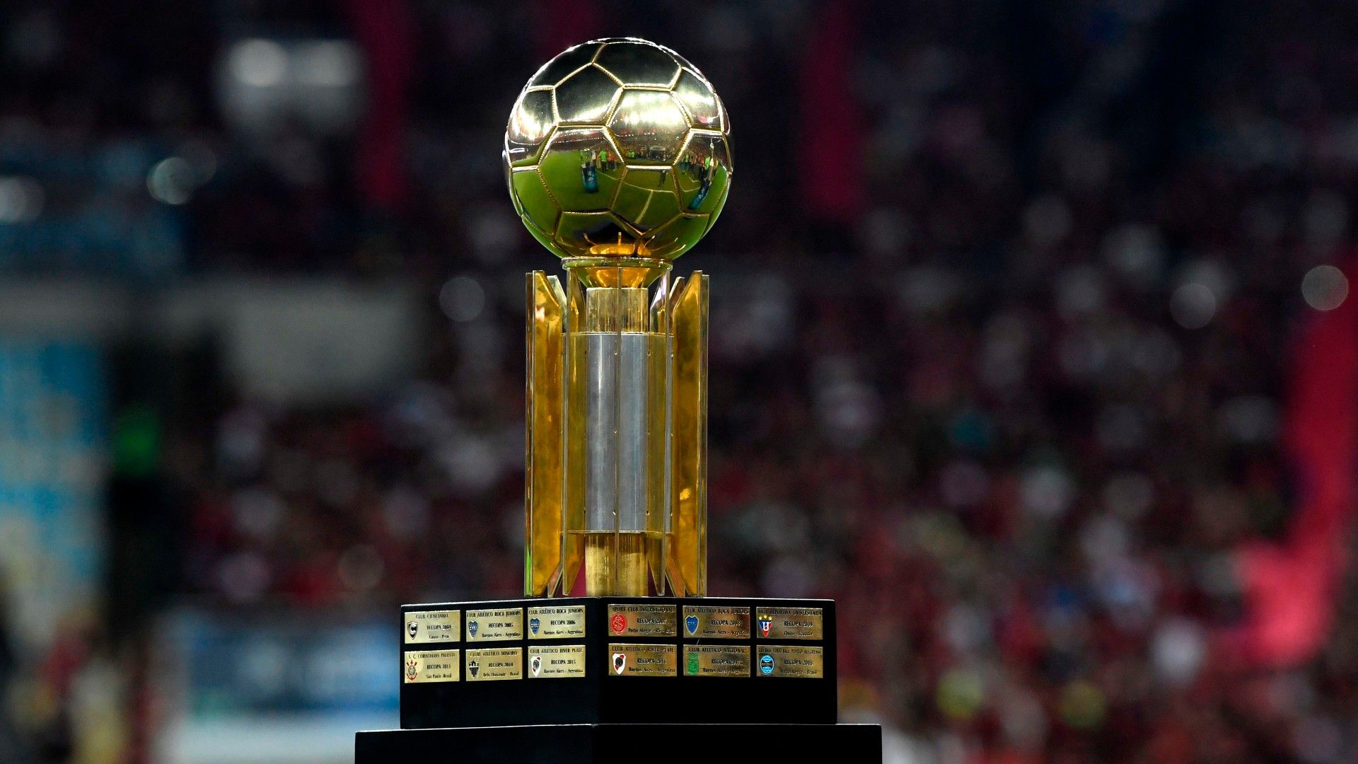 Recopa Sudamericana troféu 2020