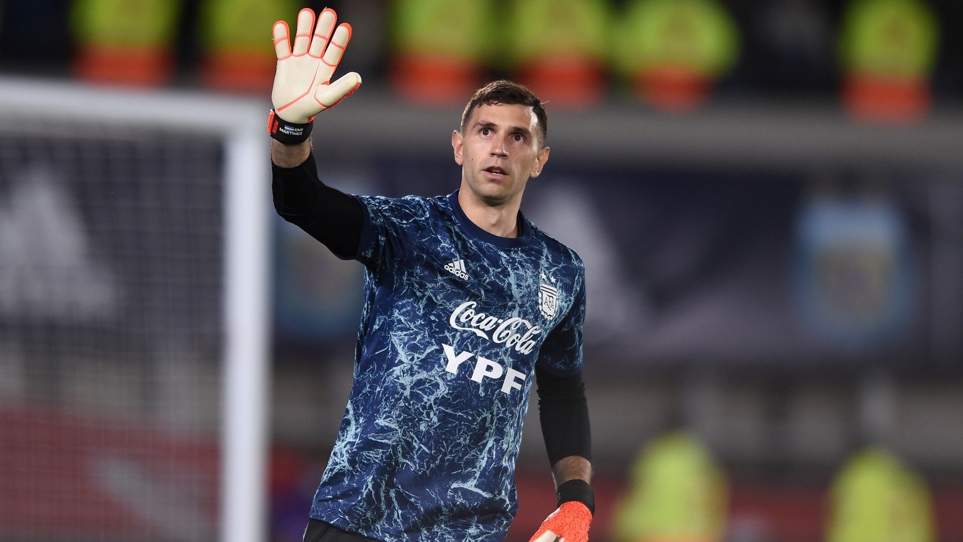 Tại sao thủ m&ocirc;n Emiliano Martinez c&oacute; biệt danh l&agrave; 'Dibu'? | Goal.com Việt  Nam