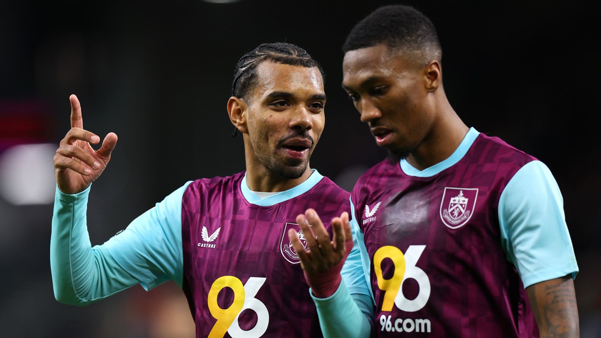 Lucas Pires Jaidon Anthony Burnley 2025