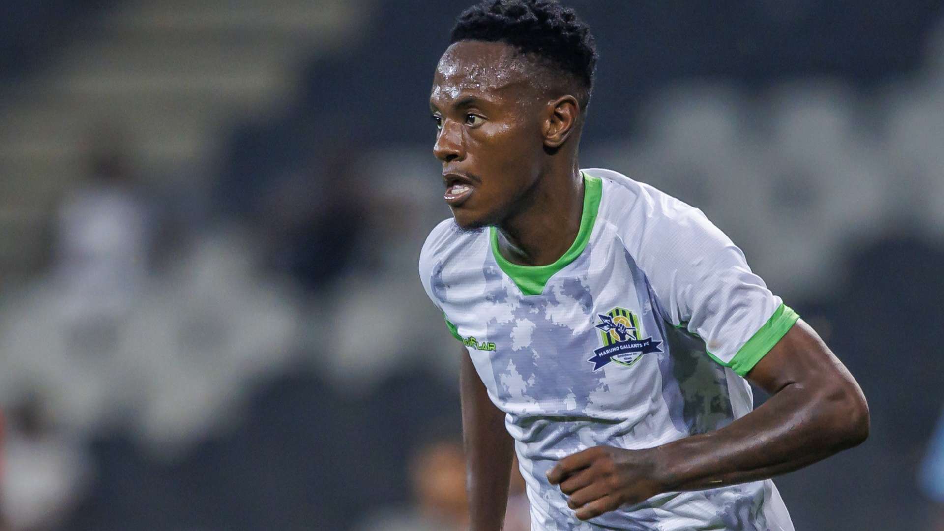 Orlando Pirates close to beating Kaizer Chiefs to signing of attacking midfielder highly-rated by former English Premier League star - 'They were unable to present a compelling enough offer' - REPORT |