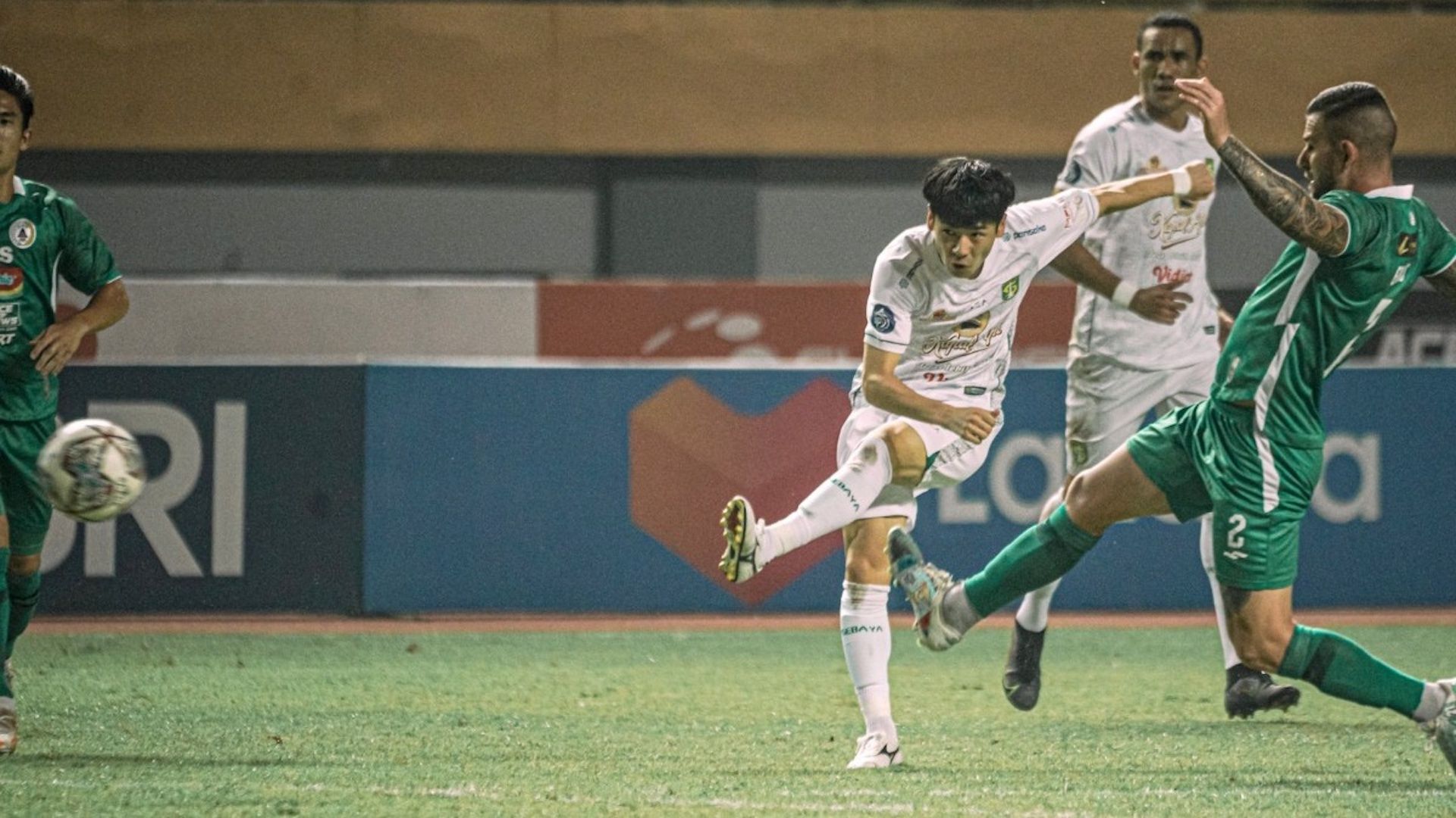 Taisei Marukawa - Persebaya v PSS