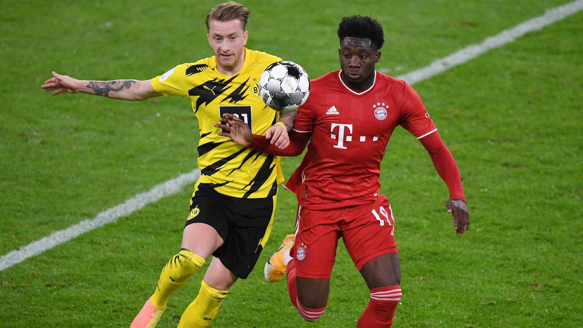 ONLY GERMANY Alphonso Davies Marco Reus Bayern Munchen Borussia Dortmund Supercup 30092020