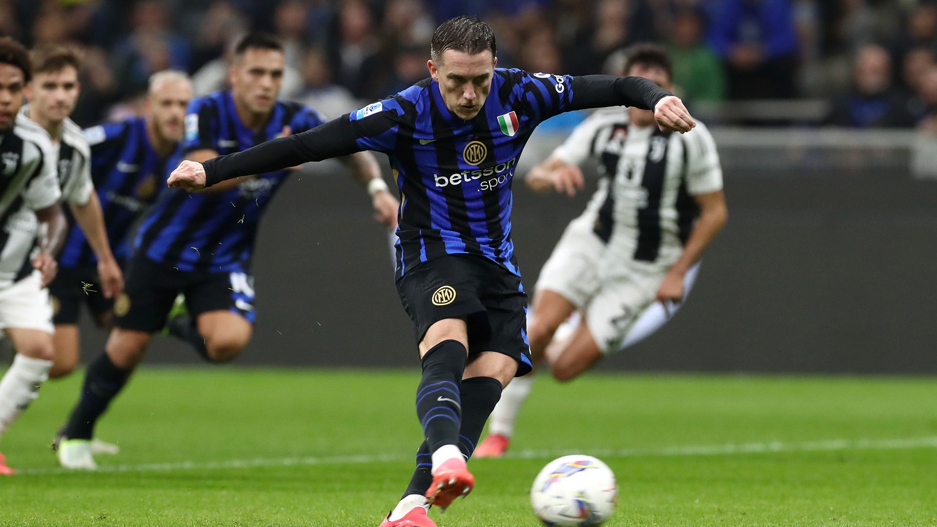 Piotr Zielinski Inter Juventus Serie A