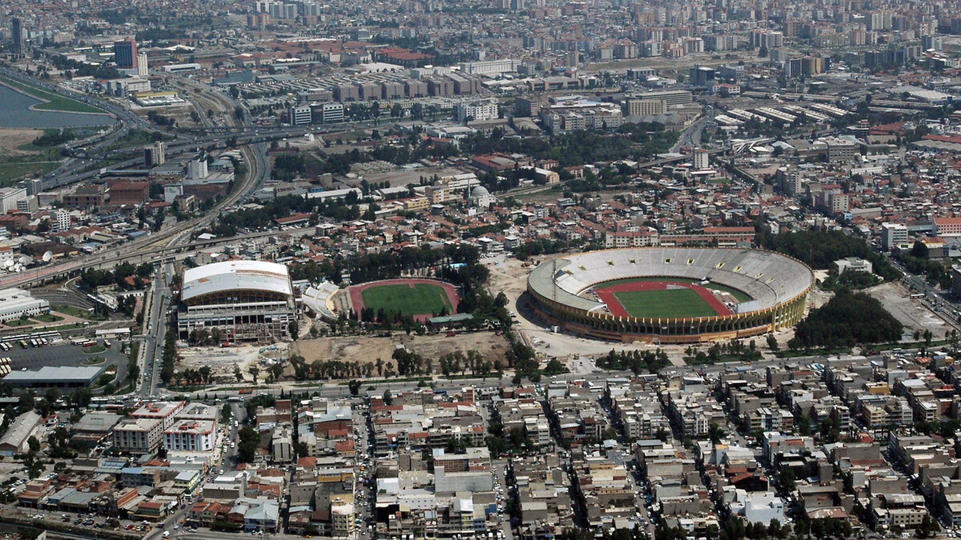 İzmir Atatürk Stadyumu