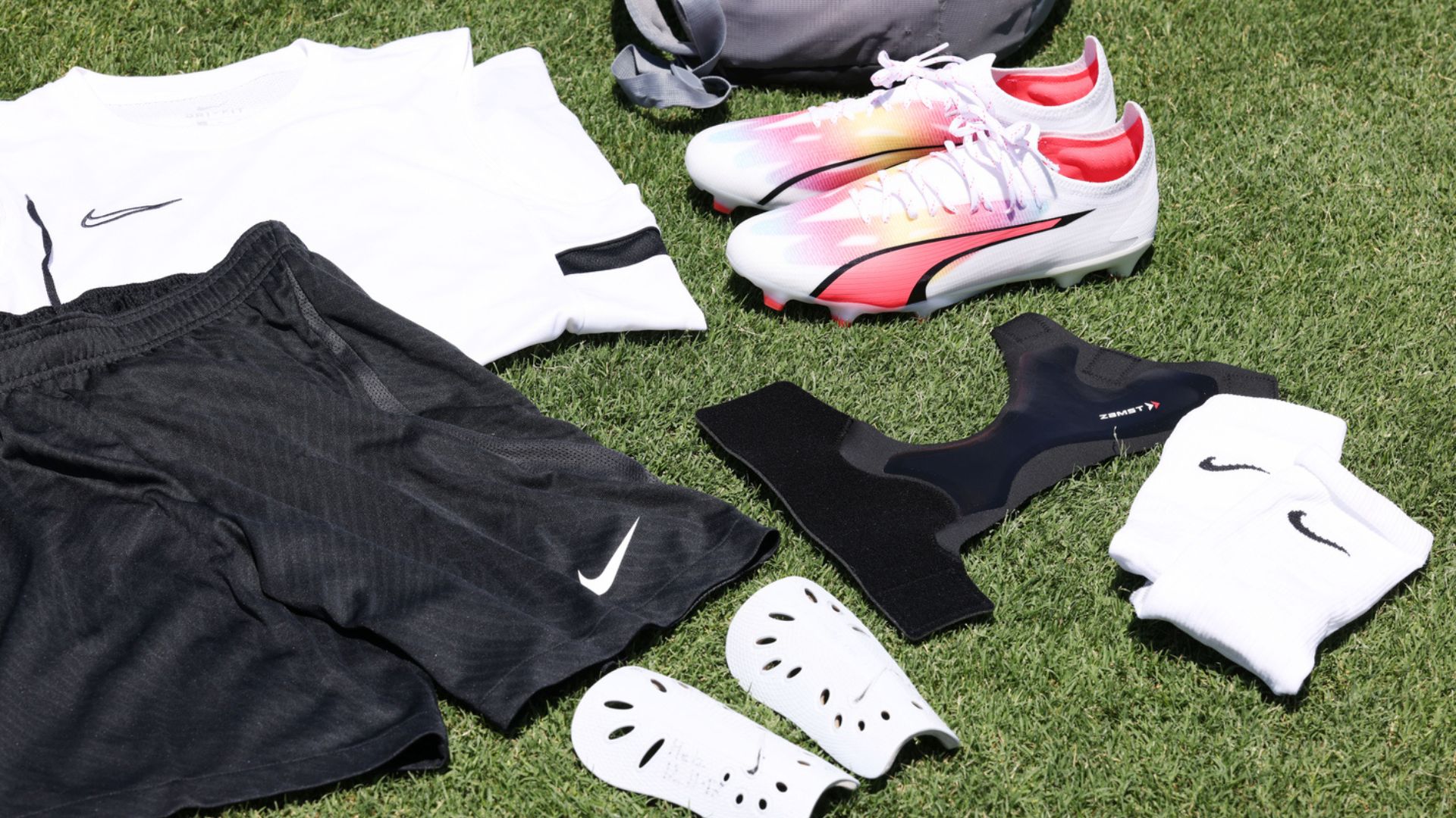 Zamst Filmista Ankle Brace flat lay