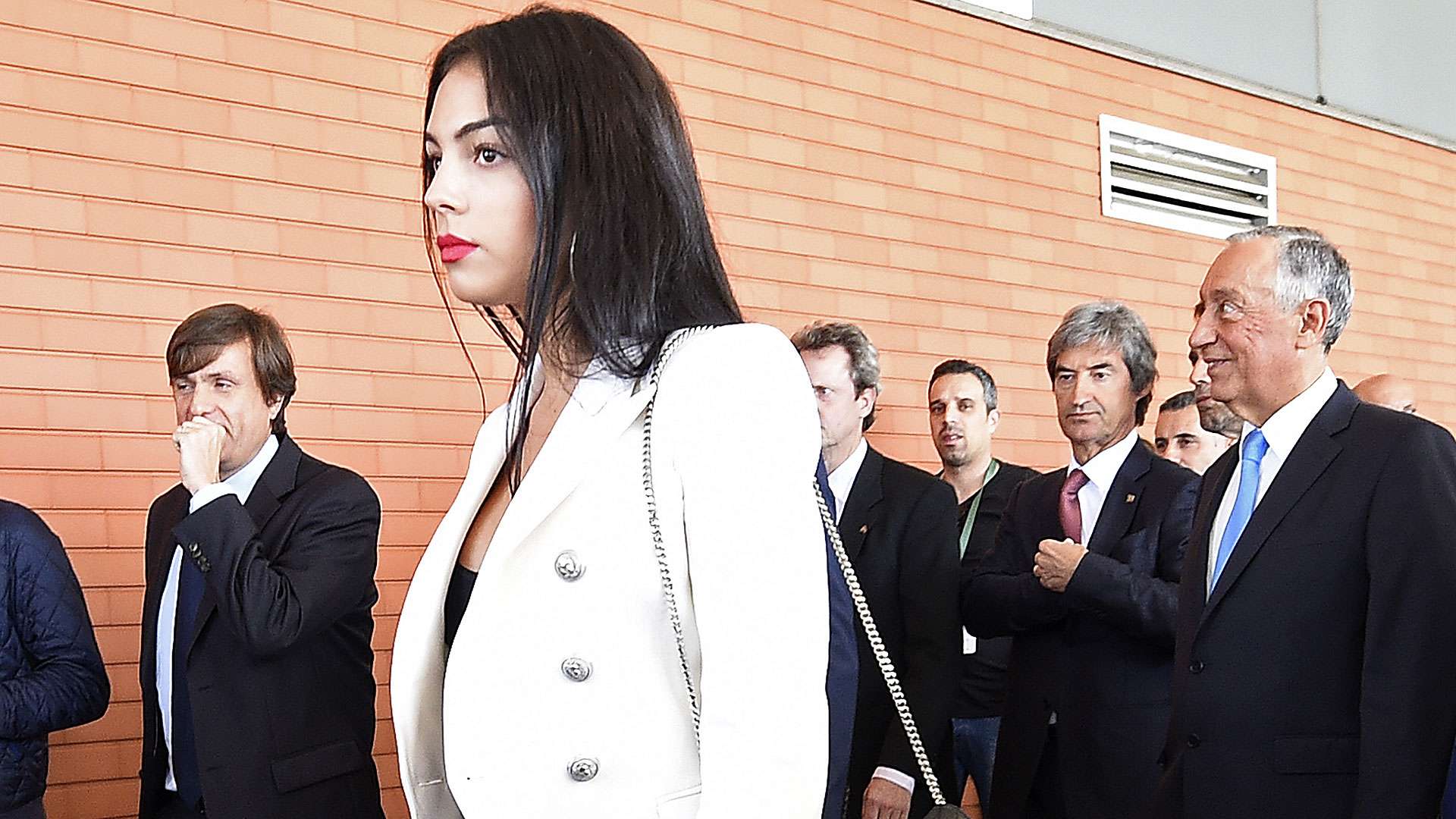 Georgina Rodriguez Cristiano Ronaldo Flufhafen Madeira