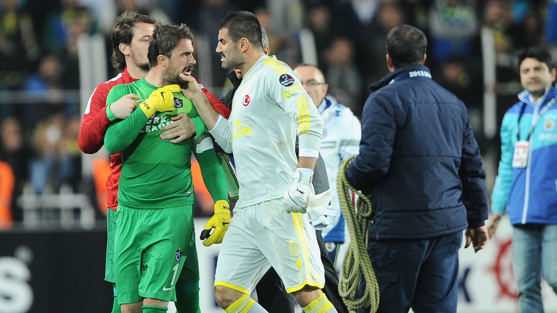 Onur Kivrak Volkan Demirel Trabzonspor Fenerbahce