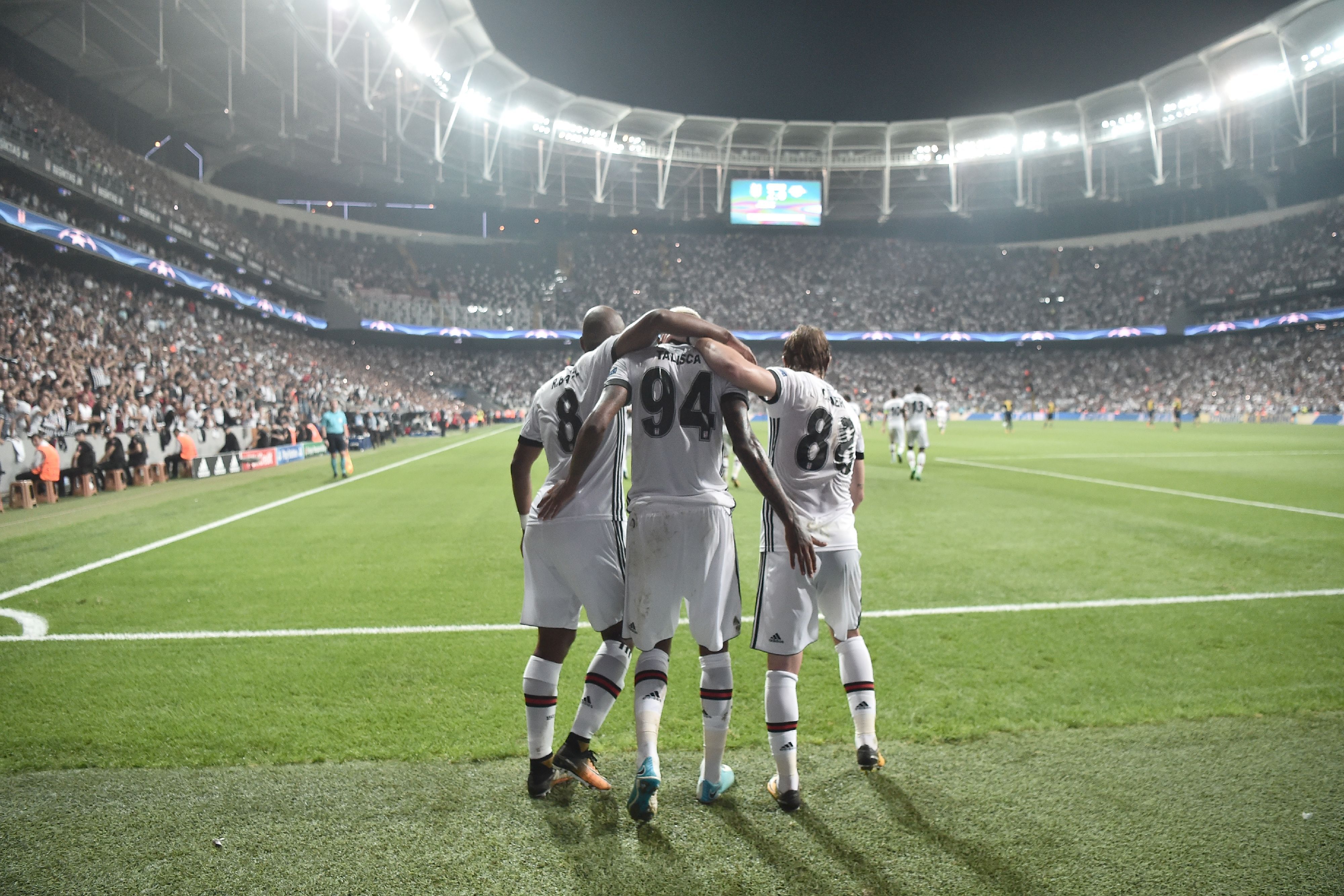 Talisca Besiktas Leipzig Vodafone Park UCL