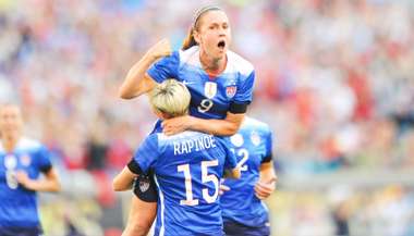 Heather O'Reilly Megan Rapinoe USWNT Friendly 08192015