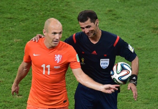 Arjen Robben referee Irmatov  Netherlands Costa Rica 05072014